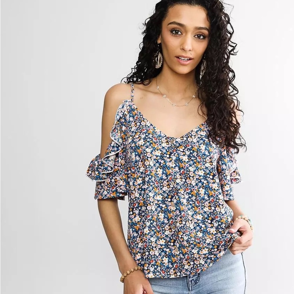 DAYTRIP Floral Cold Shoulder Top